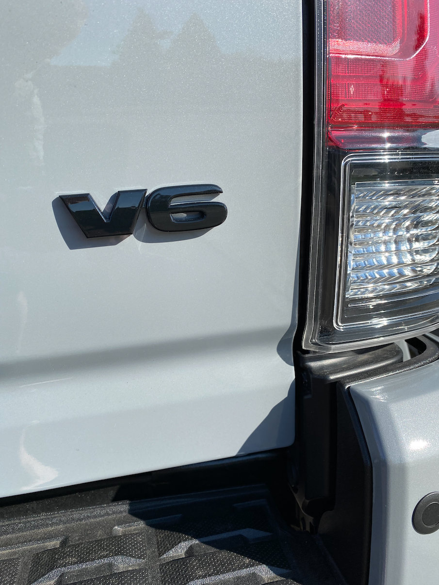 V6 black.jpg