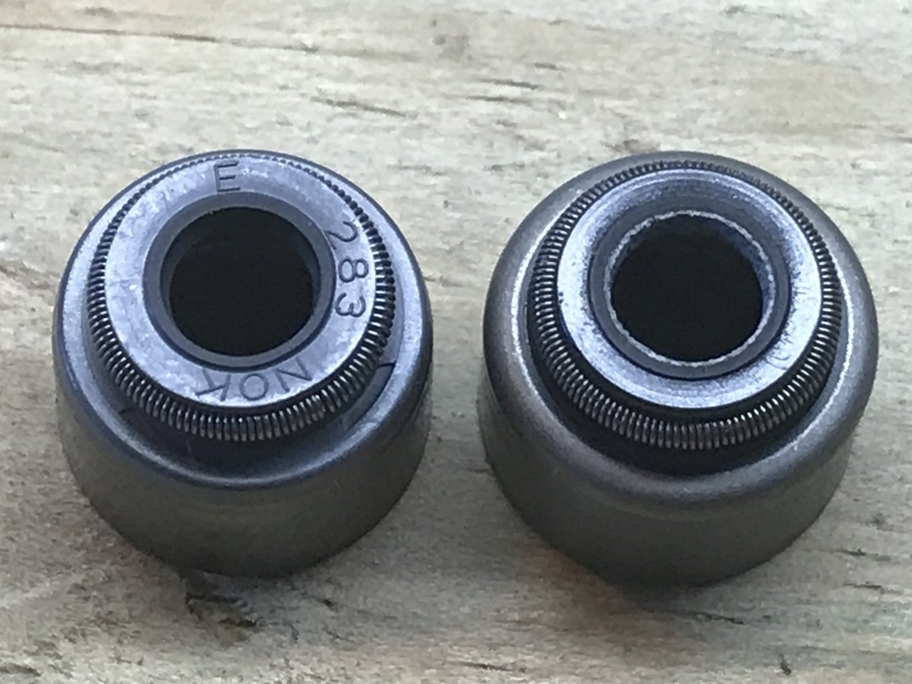 valve seal 1 of 2.jpg