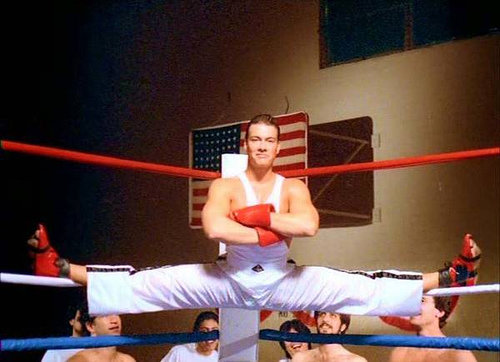 Van-Damme-Splits.jpg