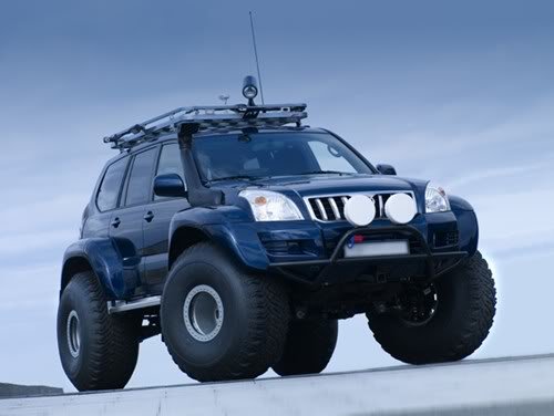 VefurArcticTrucksLC12044-020_f8be4bb35053e33053bdb97232b482502e898a24.jpg