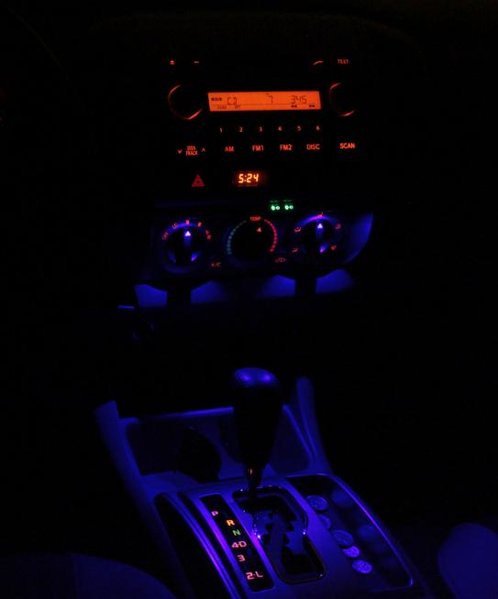 vertical_BLUE_001.jpg