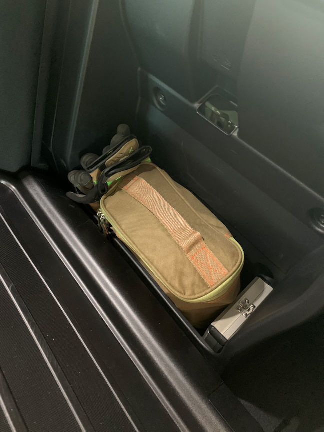 VIAIR 88P Stowed.jpg