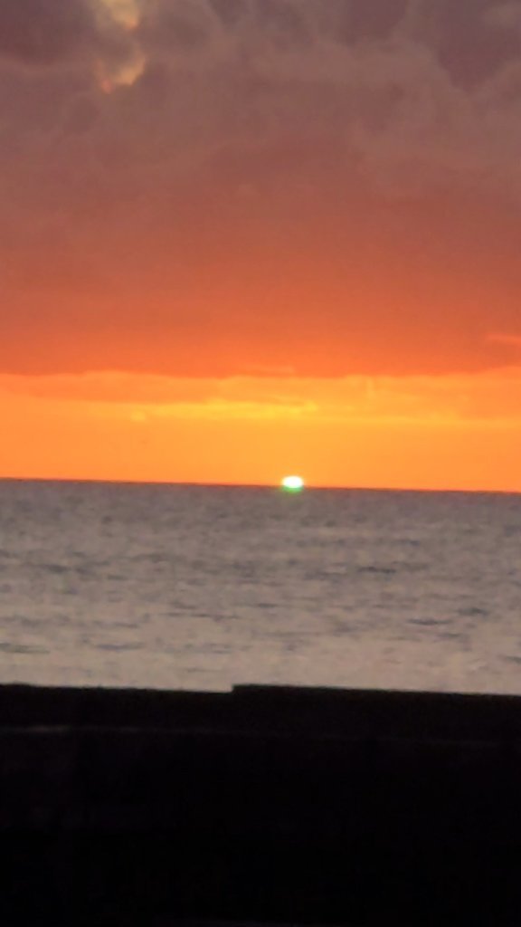 VideoCapture_20250525-210615.jpg
