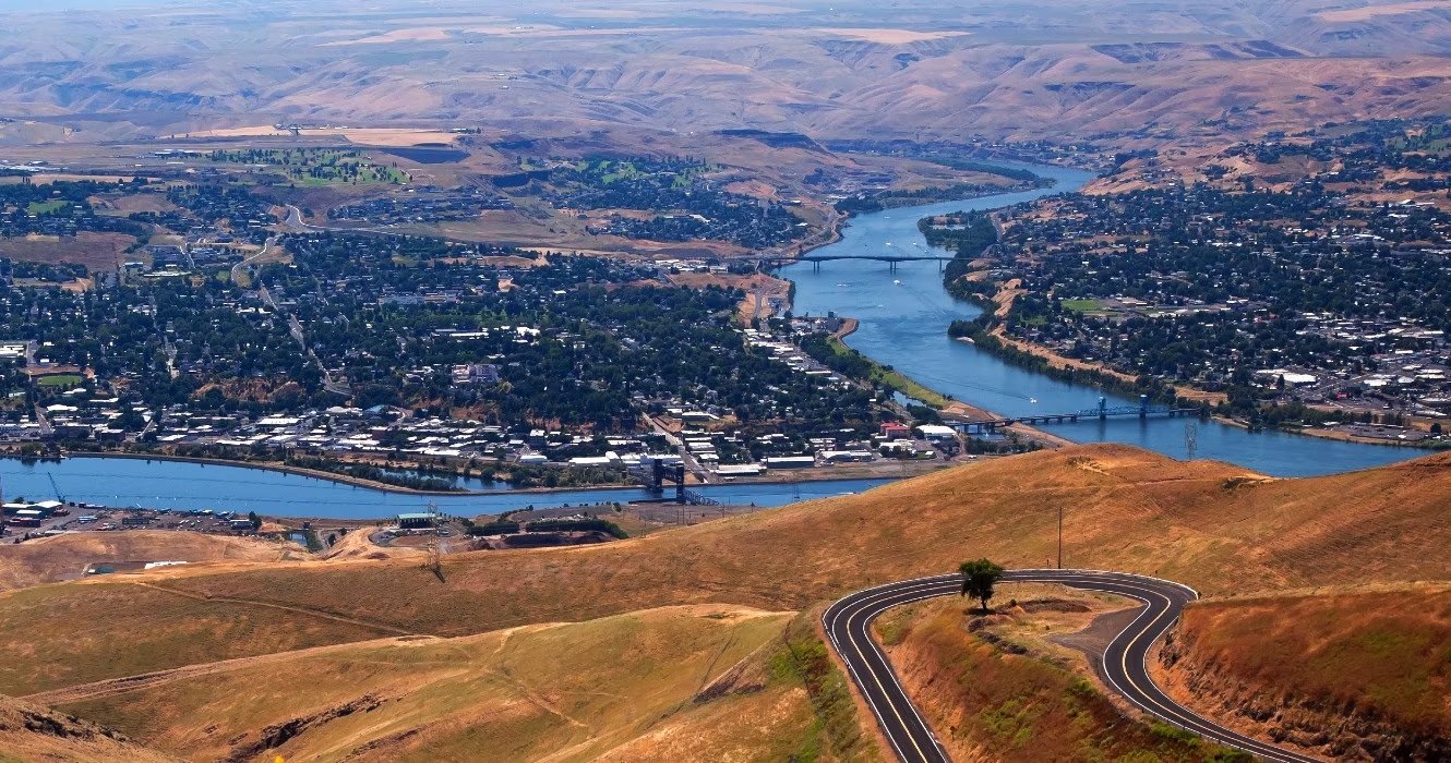view-of-snake-river-in-lewiston-idaho-taken-from-lewiston-hill.png