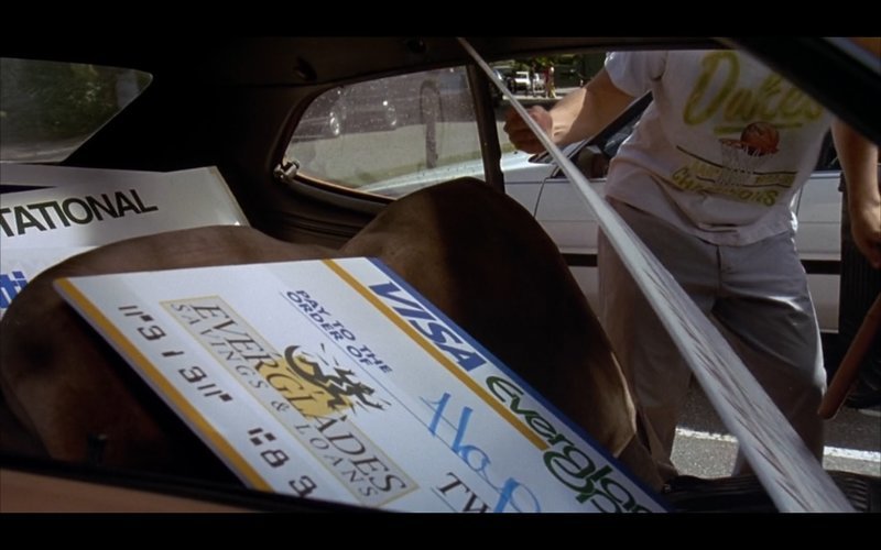 VISA-Product-Placement-in-Happy-Gilmore-Movie-4.jpg