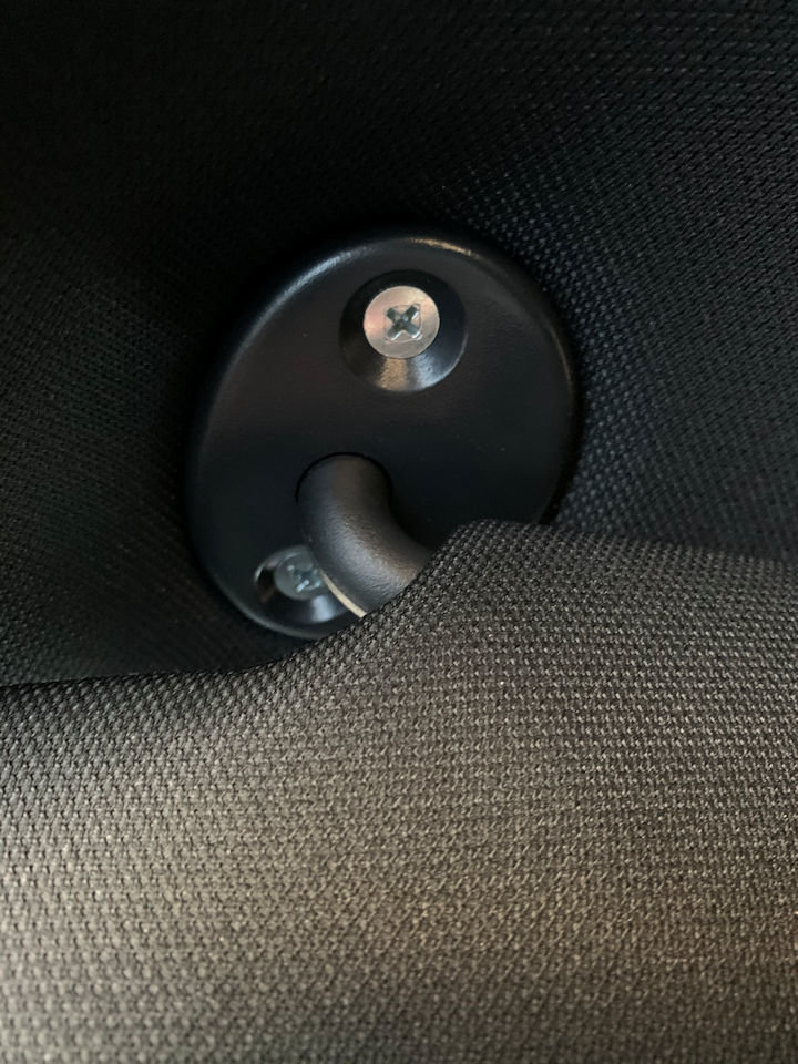 Visor Screws 1.jpg