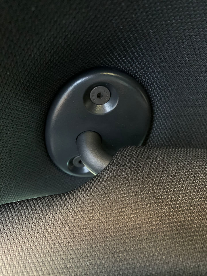 Visor Screws 3.jpg
