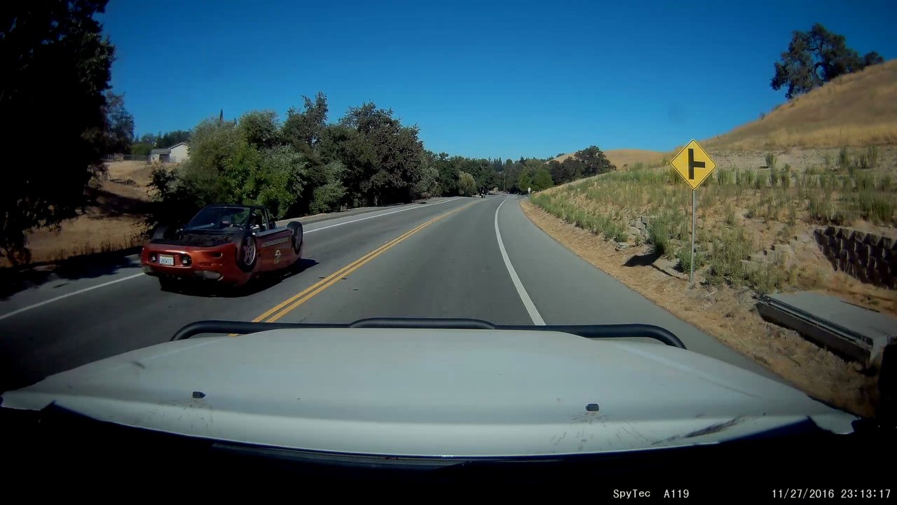 vlcsnap-2018-09-11-15h17m58s944.jpg