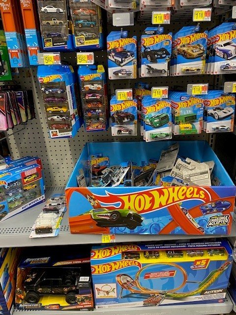 wally__3_7_2023 display.jpg