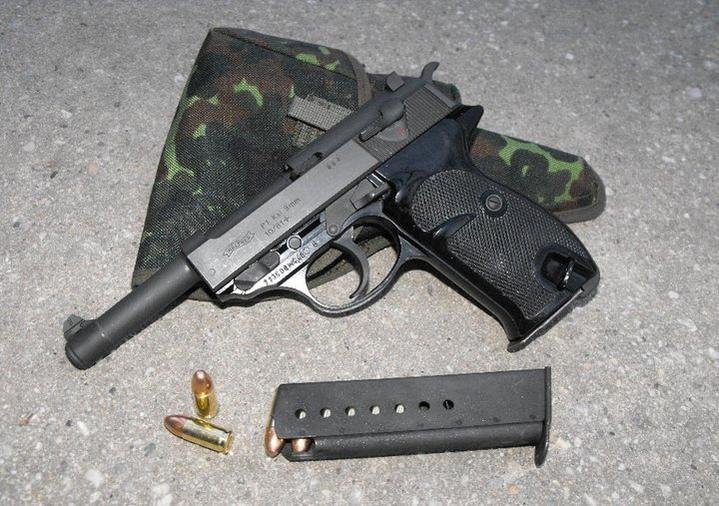 Walther P1 Cal. 9x19mm.jpg