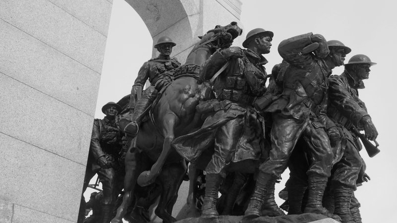 war memorial front Left.jpg