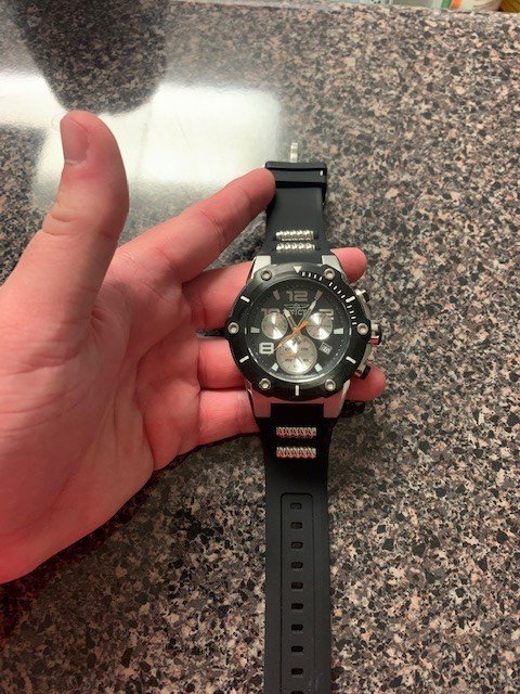 watch1.jpg