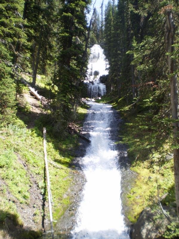 waterfalls_zpsadad022e_f7c99bc0f00cfa14e63d4d01ee7e33f14b19f7bc.jpg
