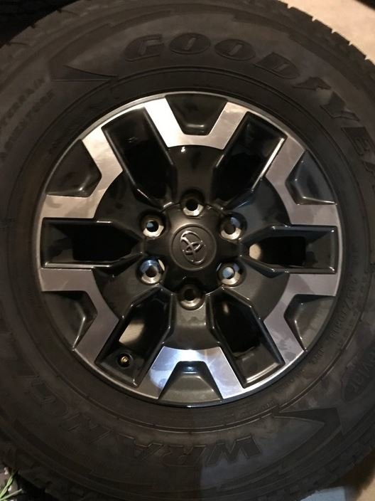 Wheel and Tire 1.jpg
