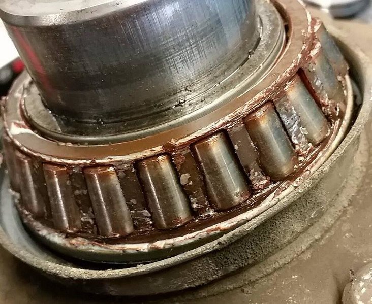 Wheel Bearing-Drivers side 2014.jpg
