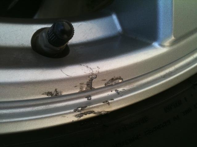 wheel damage.jpg