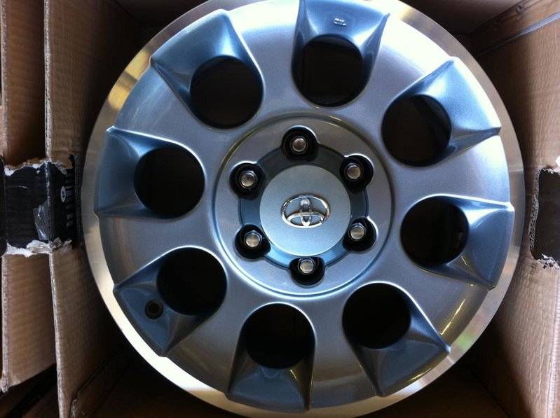 Wheel only with center cap.jpg