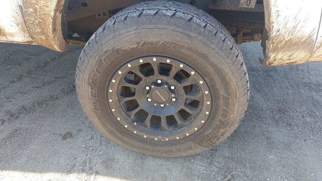 wheel_666e511ec937156f1a050fcee88bf803175f0998.jpg