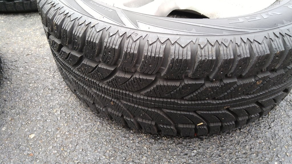 wheels2_zpsjndxmnvx_84166c5f504fdfd00f68454aec78be135c20f561.jpg