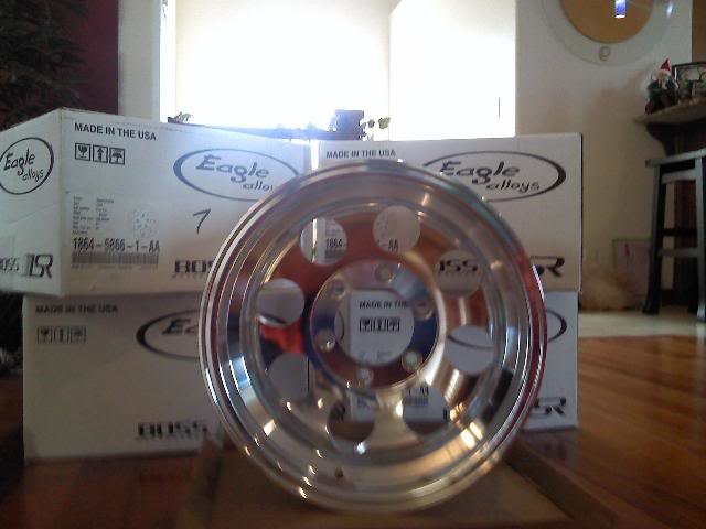 wheels_11668e4be7f197f52a5c98e03de717fec6bd5ae2.jpg
