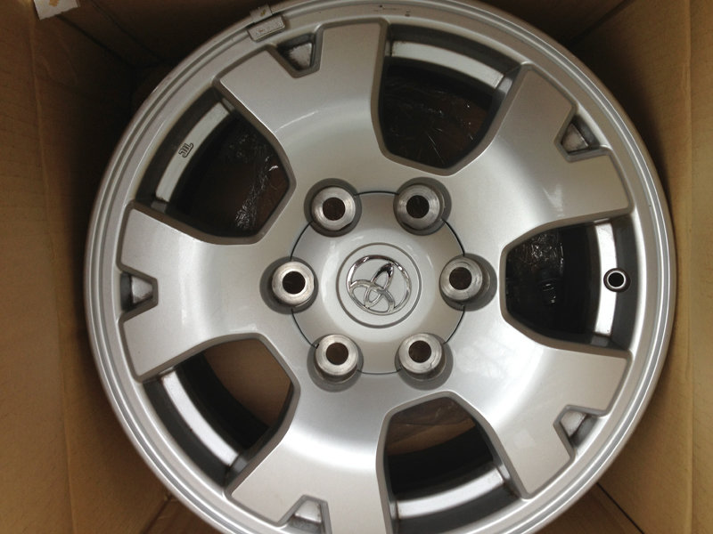 wheels_5_784fb9ccea512491176b07a810ca62a4ad1fd372.jpg