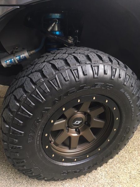 wheelstires3.jpg