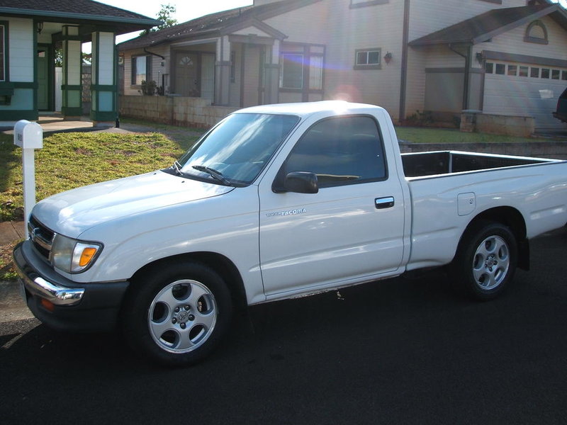 White Runner 005.jpg
