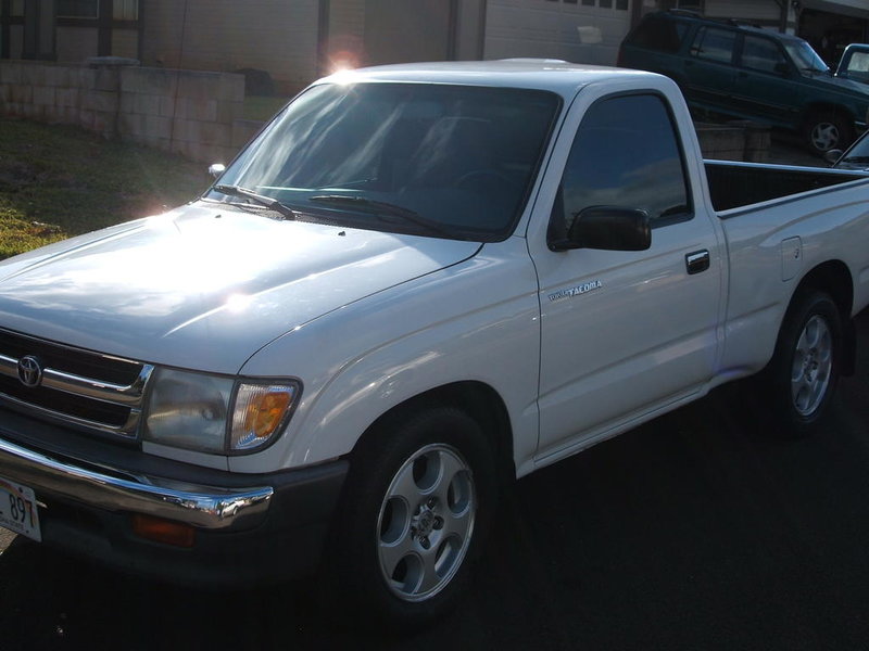 White Runner 007.jpg