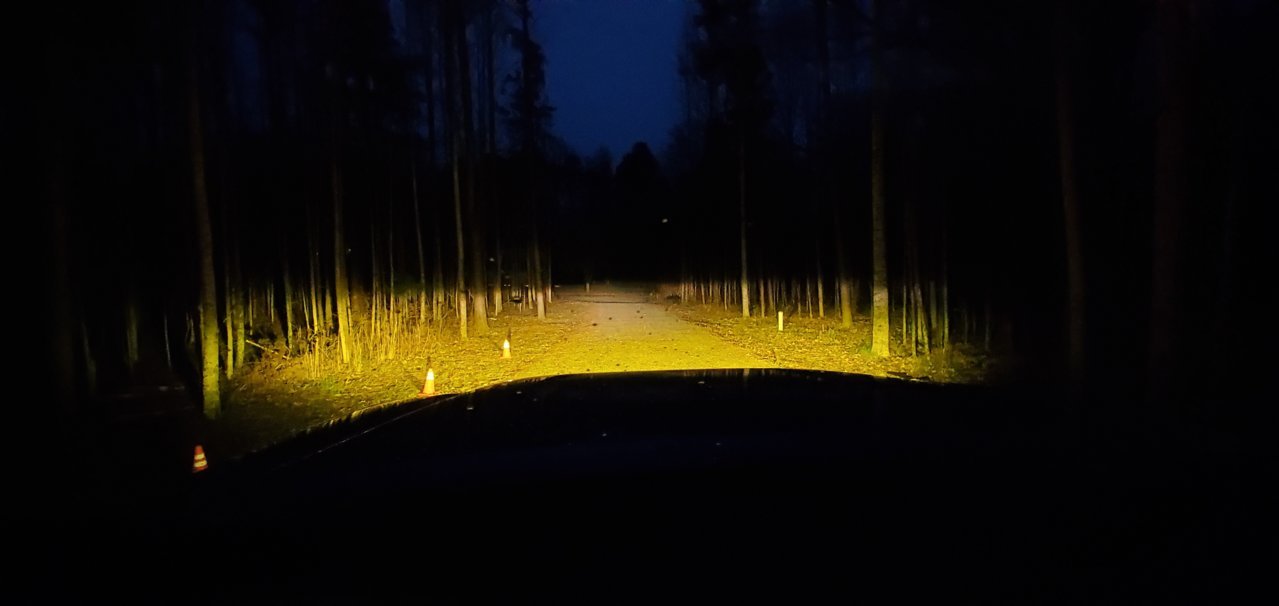 Wide angle pov w low beams.jpg