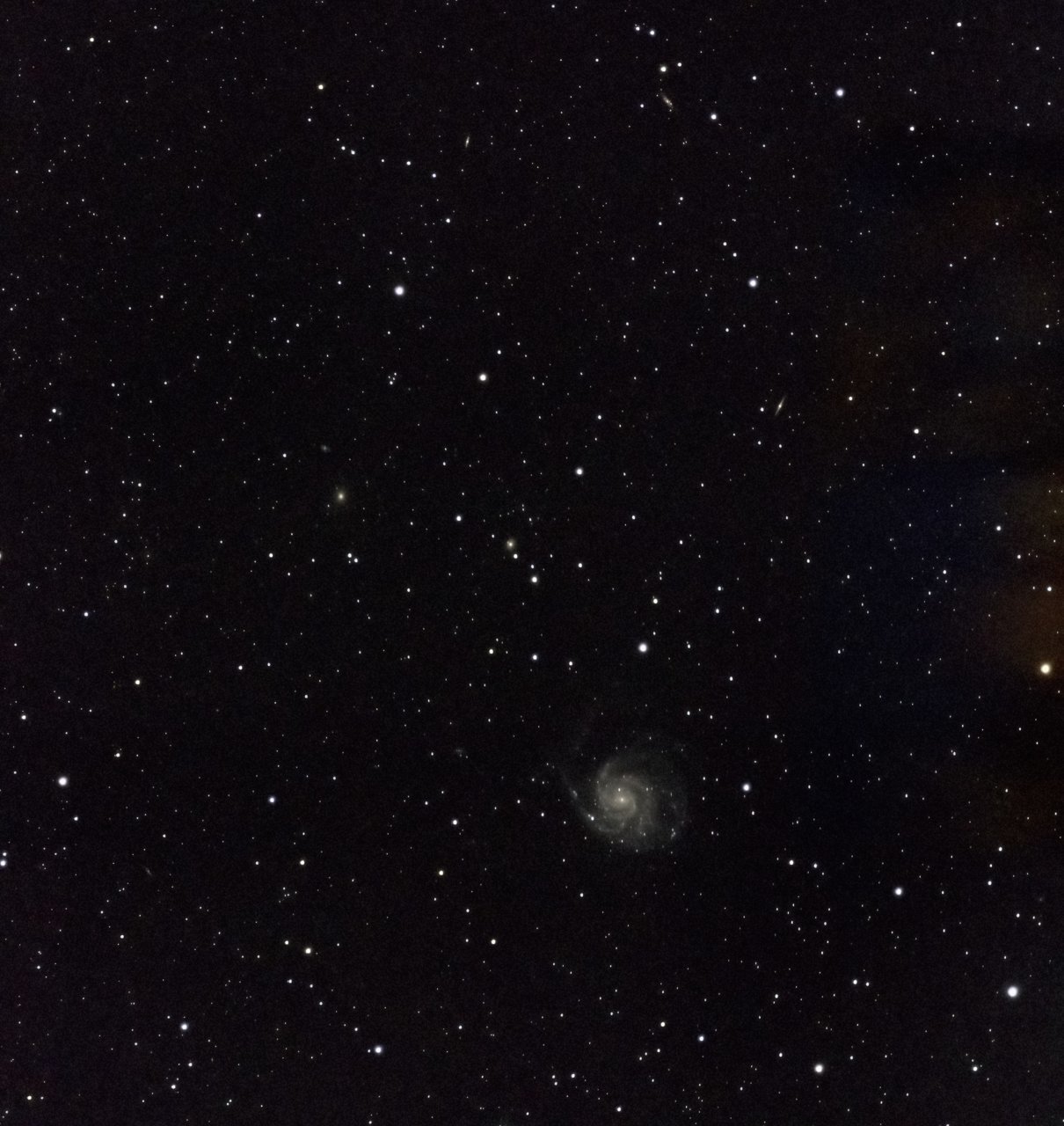 Wide field image of M101 Pinwheel Galaxy.jpg