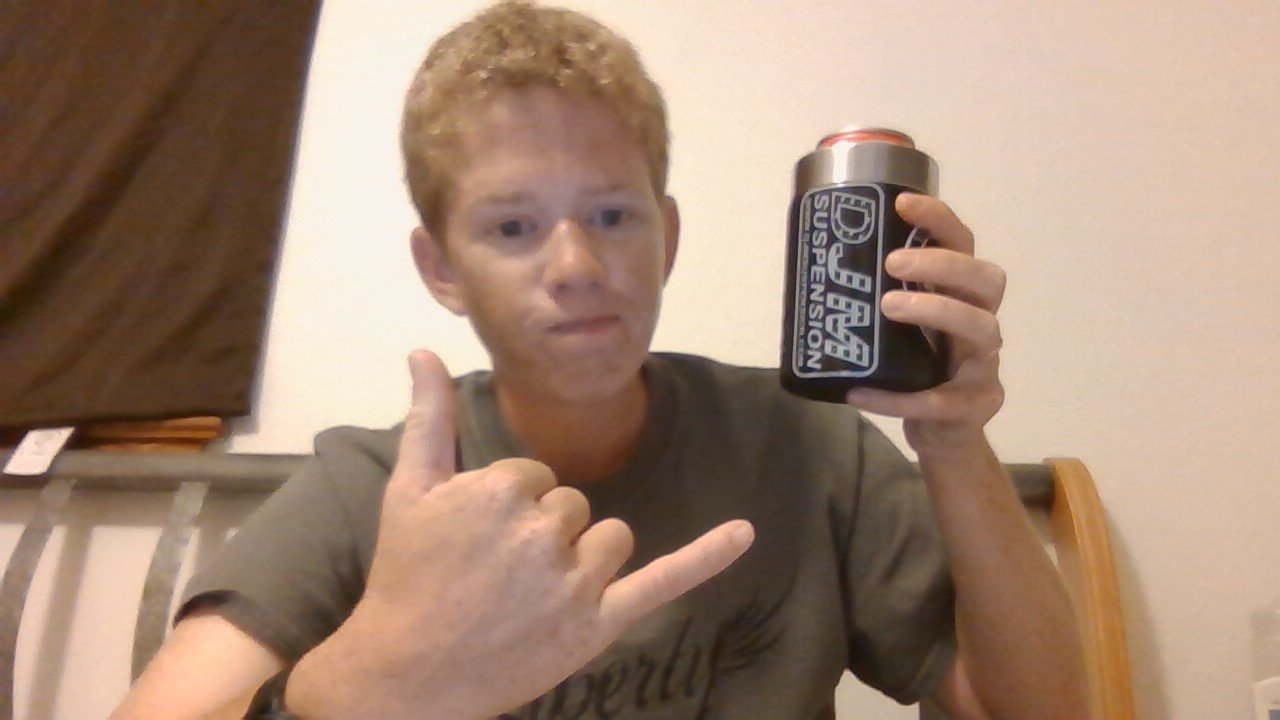 WIN_20210815_22_28_40_Pro.jpg