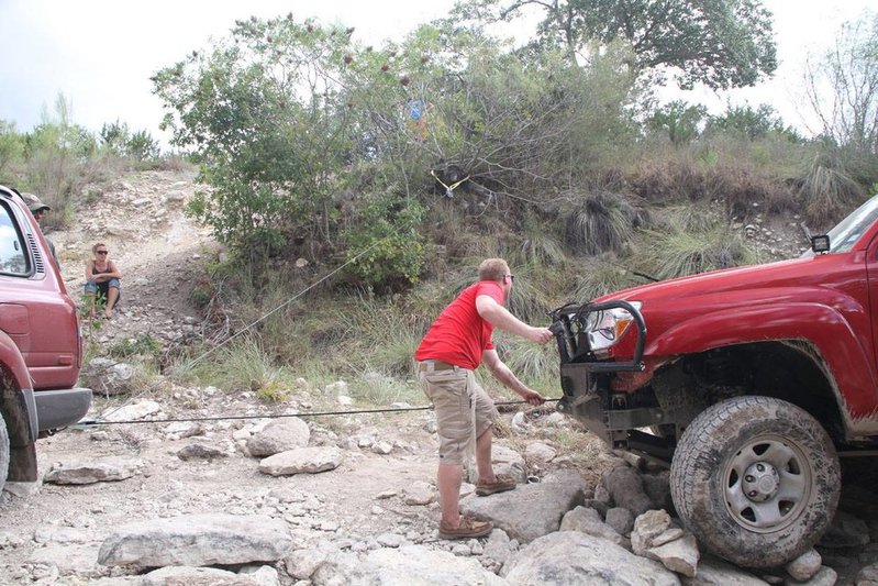 winch-landcruiser-tree-slider.jpg