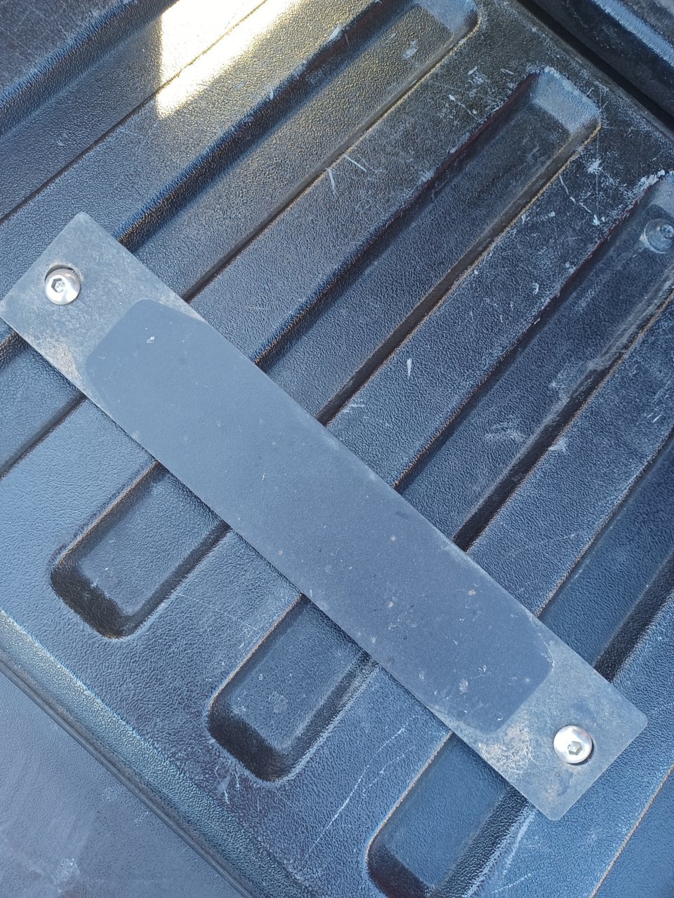 Winch plate.jpg