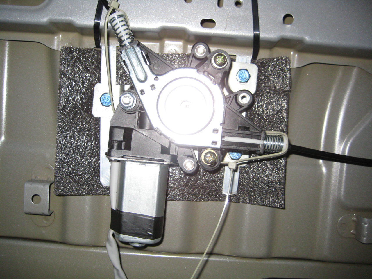 Window motor.jpg