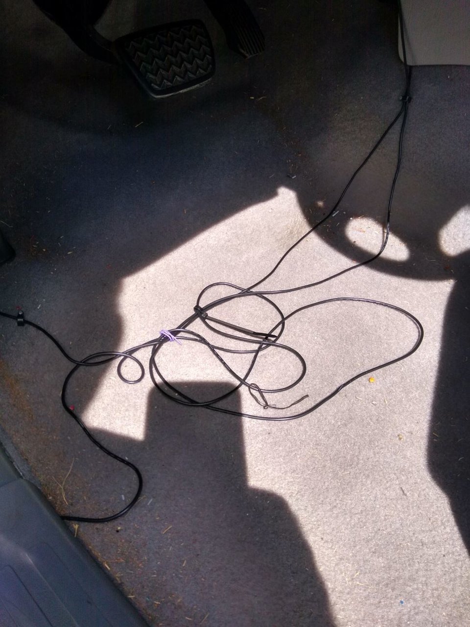 wires1.jpg