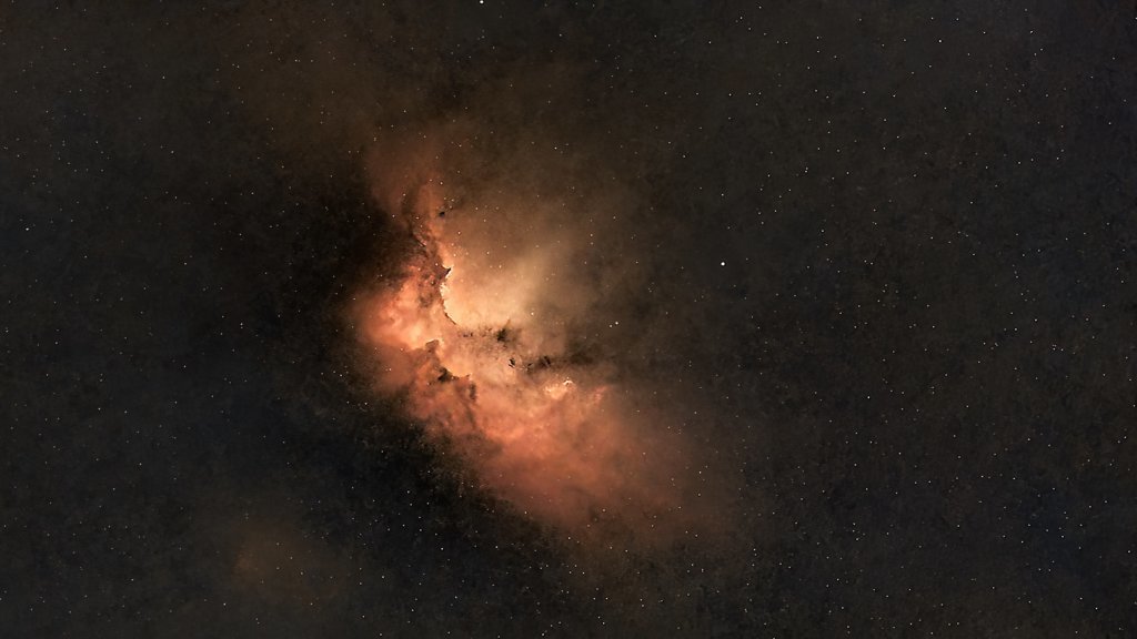 Wizzard Nebula Pixinsight 1443 subs.jpg