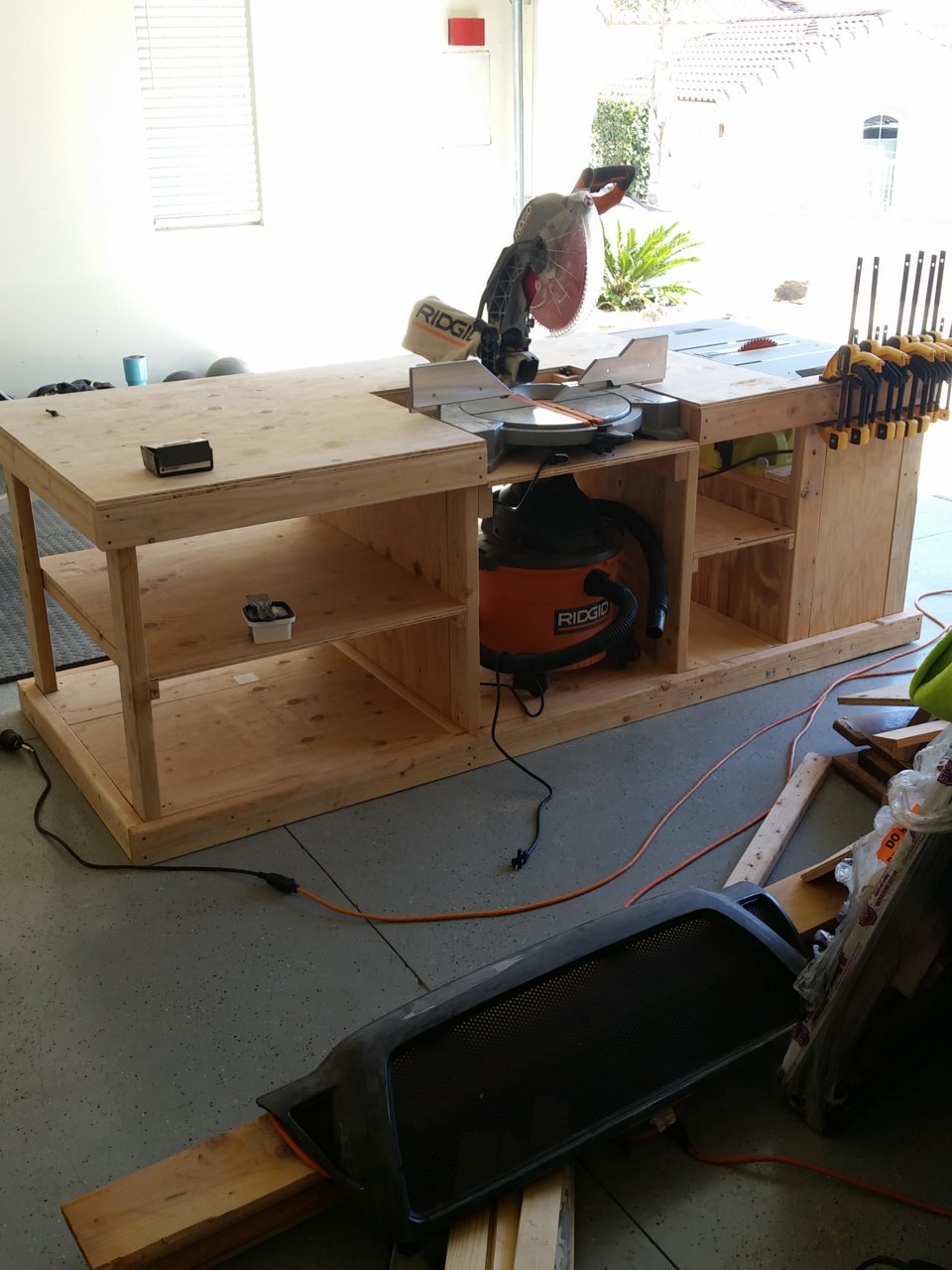 workbench1.jpg