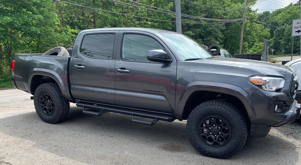 Pics of KO2 or Wild Peak AT3 mounted on stock SR5 wheels | Tacoma World