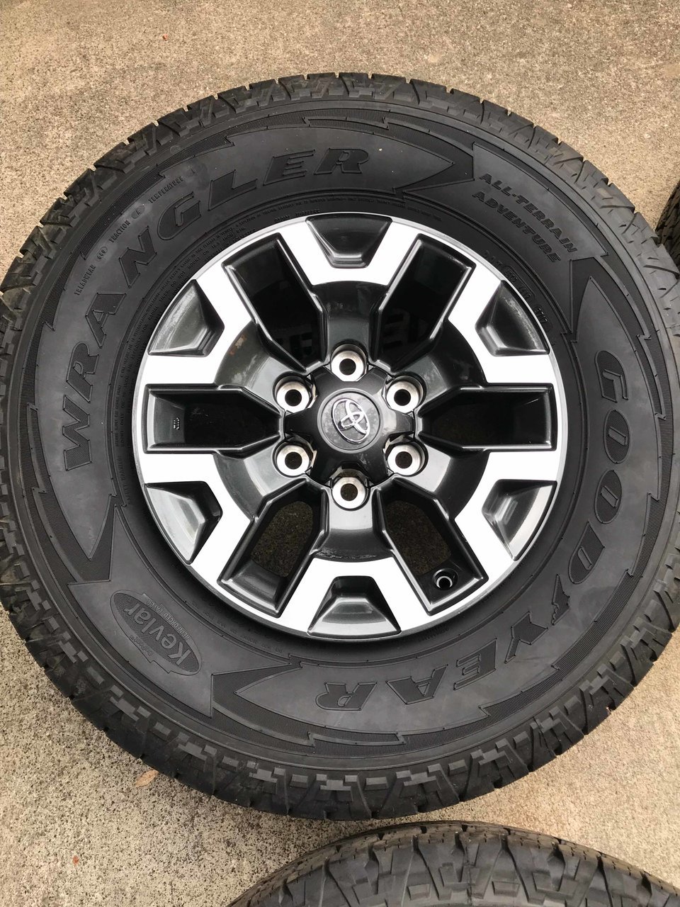 Wrangler Wheels-3.jpg