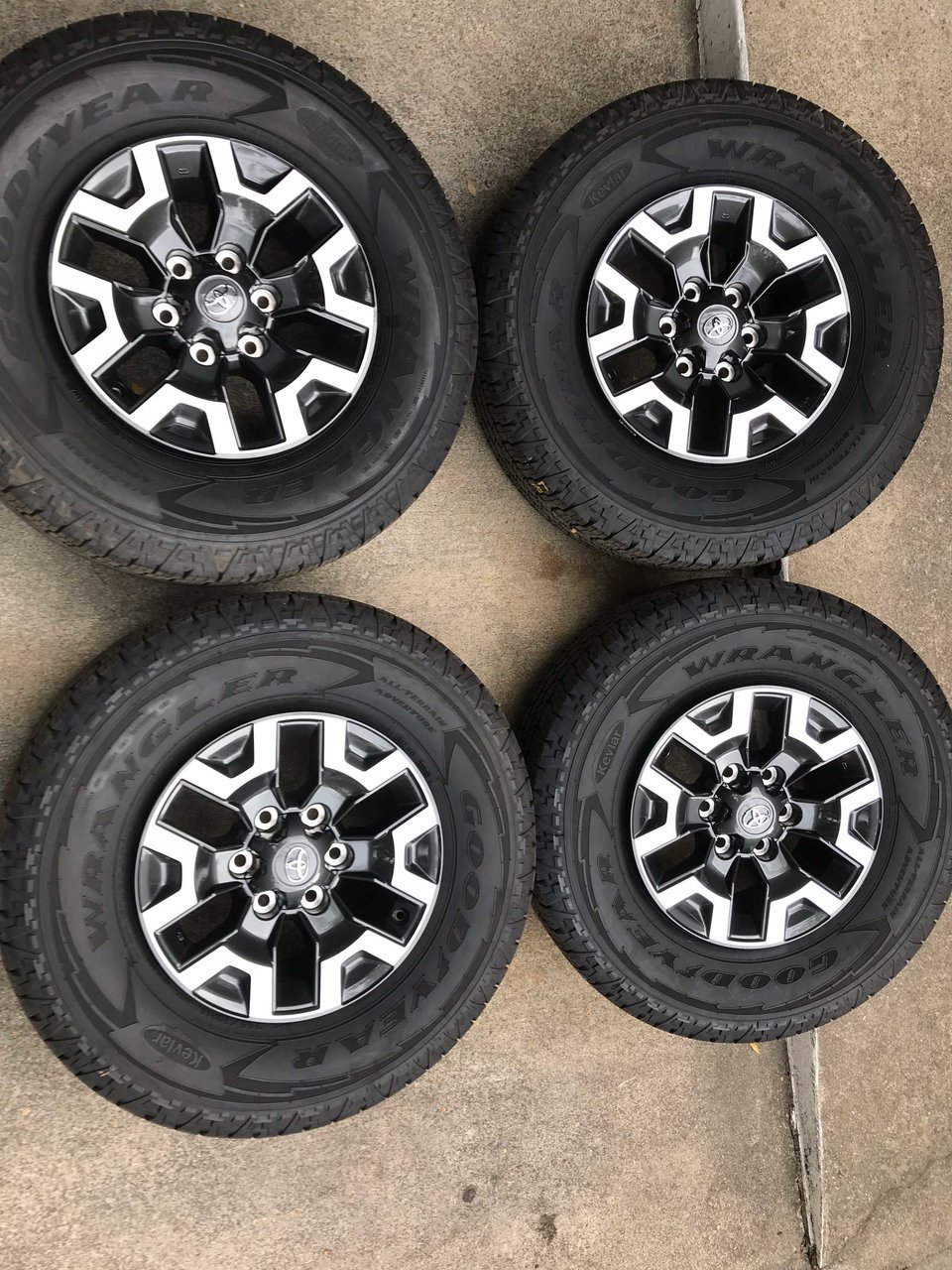 Wrangler Wheels.jpg