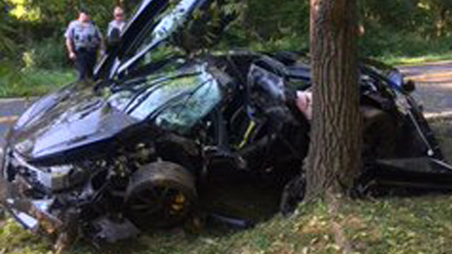 WRECKED-MCLAREN_1531691697430_5797217_ver1.0_640_360.jpg