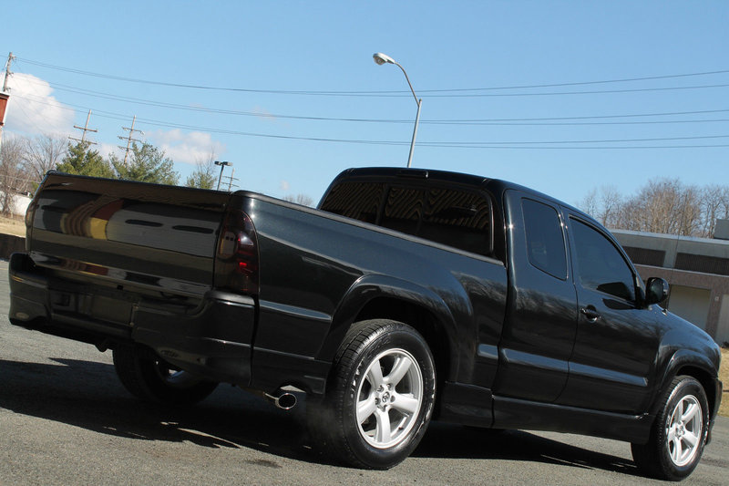 X Runner P255 60 18 2.jpg