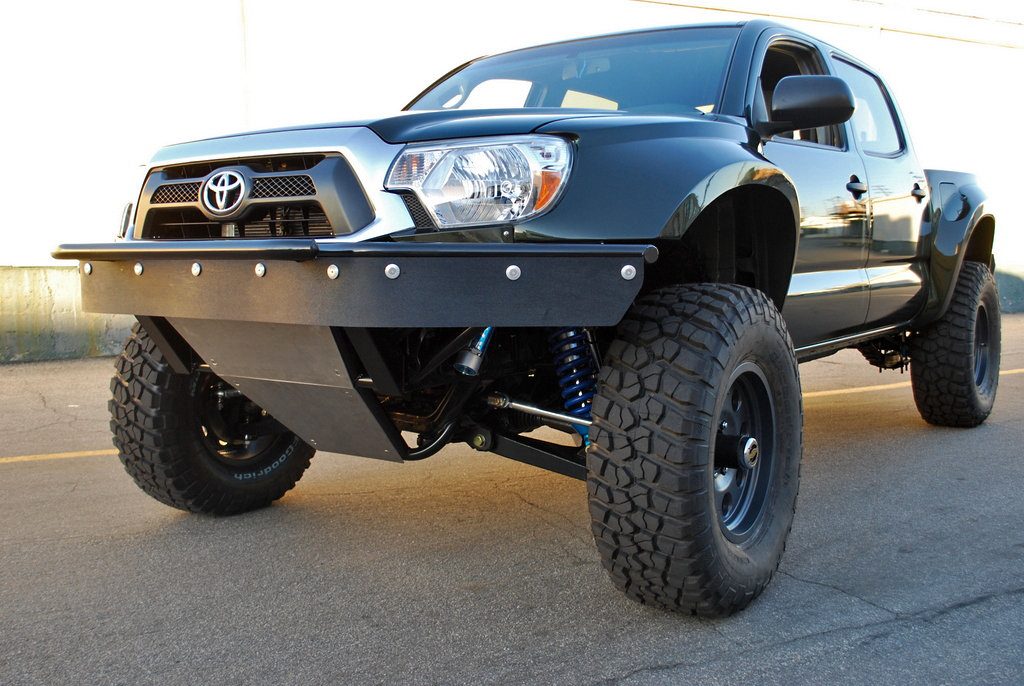 XLT-Series-96-04-Tacoma-4Runner-Long-Travel-Front-Suspension-Kit-10.jpg