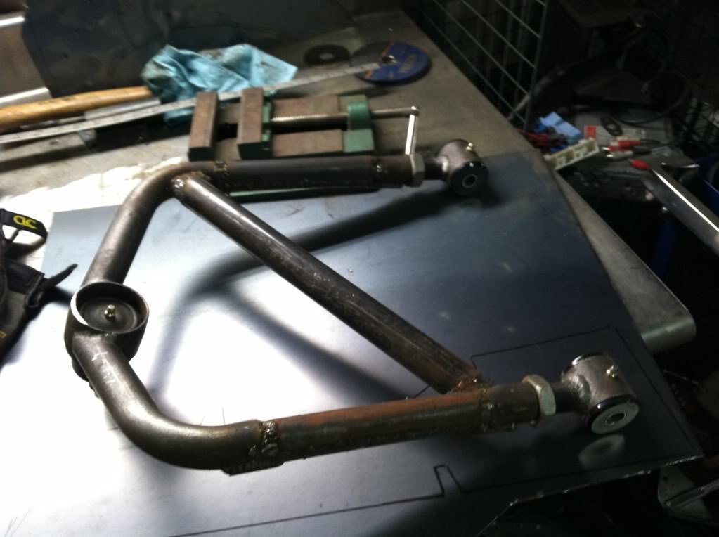 XploderSuspension21_8742d05d6155ab51fc79cb279fe9f40120dd5bab.jpg