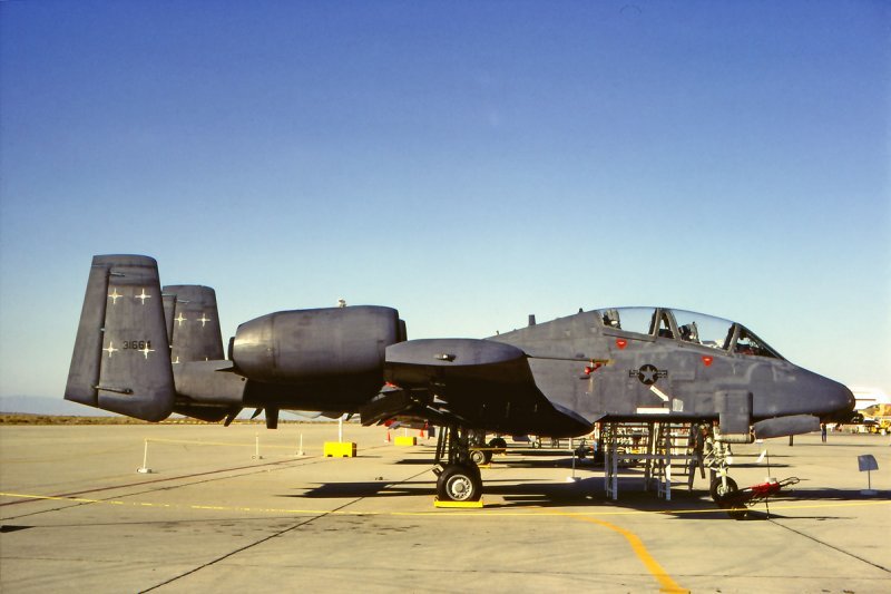 YA-10B.jpg