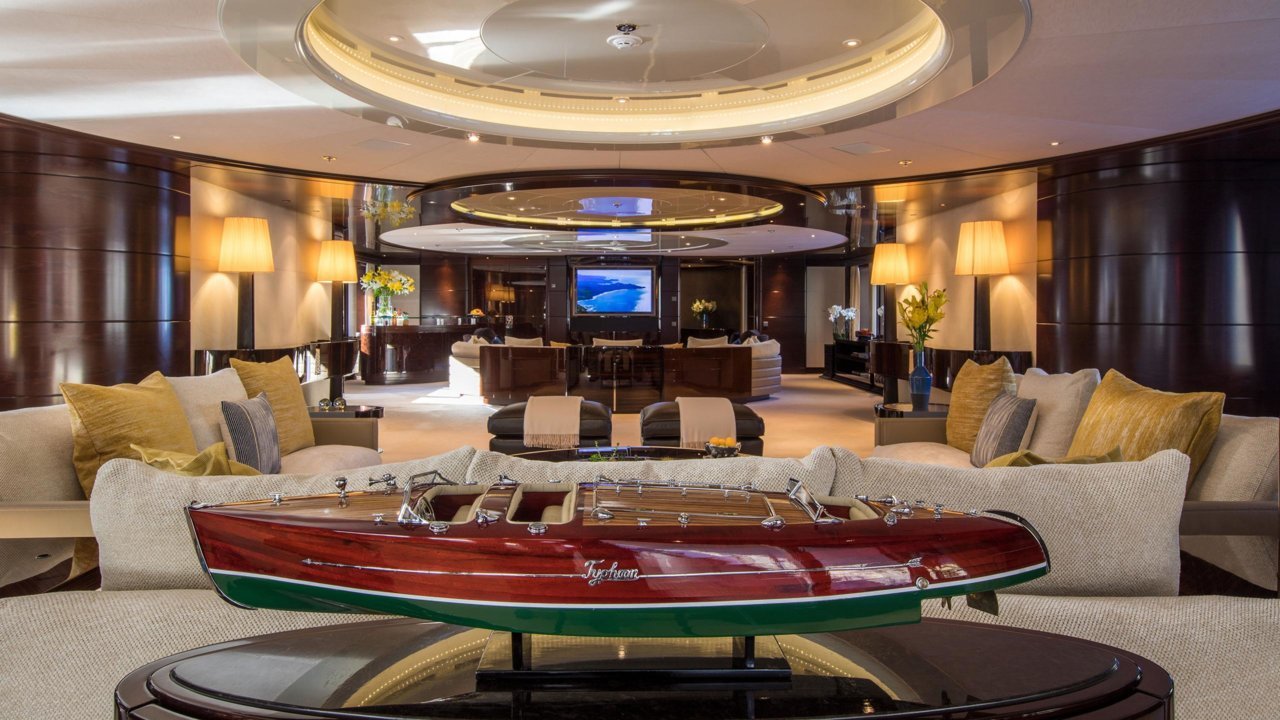 yacht -13.jpg
