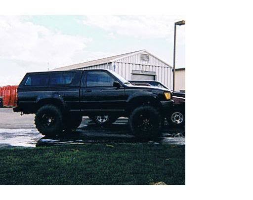 yota4_66fa9a5365e40b452076ae4cf53455e7f73a54fa.jpg