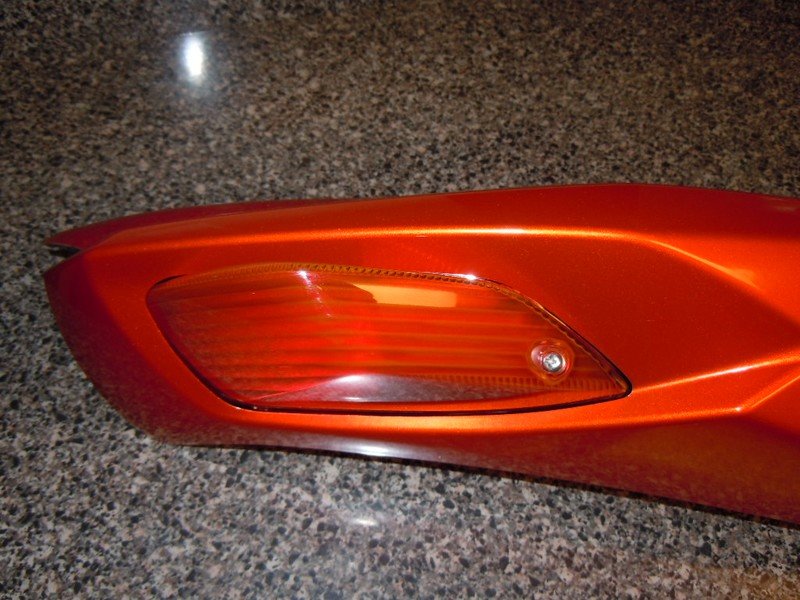 zx14 turn signal.jpg