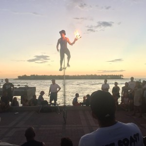 liveJFBukZ.jpg