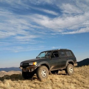 36" Swampers on the FZJ80.